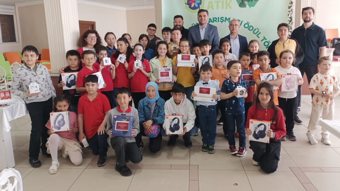 GERİ DÖNÜŞÜM YARIŞMASI